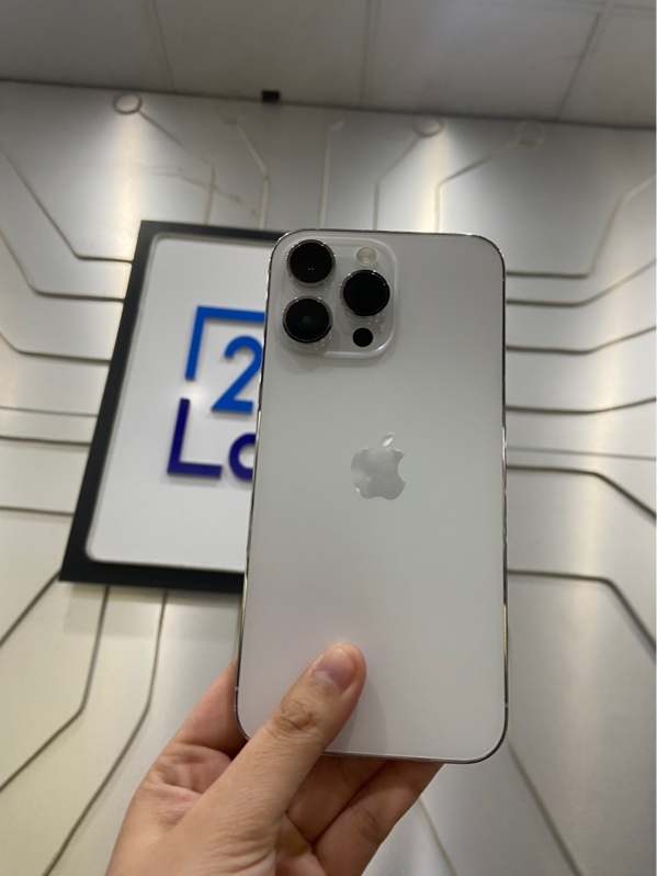 Điện thoại iPhone 14 Promax - lOS 26.6.2 - Mã VN/A - 128GB - Pin 100% thay new - Màu trắng - Ngoại hình:97% - Xước viền nhiều, màn trầy nhiều - Body