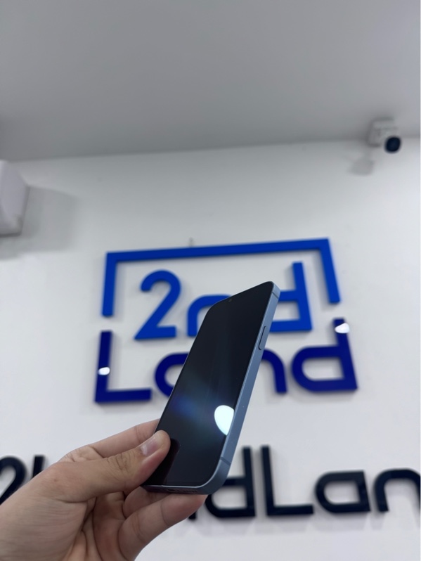 Điện thoại iPhone 14 - VN/A - 256Gb - iOS 18.7.1 - Màu xanh - Pin 87% chu kỳ 476 - Ngoại hình 97% - Trầy xước - kèm sạc linh kiện