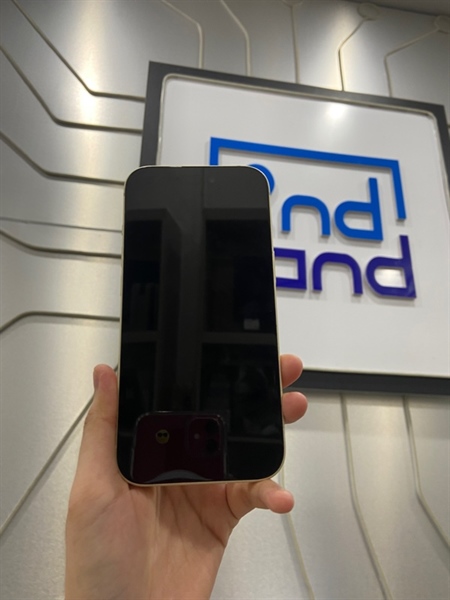 Điện thoại iPhone 15 - LL/A - 256GB - IOS 18.3.1 - Pin 82% - Màu vàng - Ngoại hình: 98% - Body 3