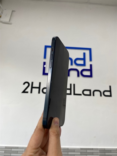 Điện thoại iPhone 15 plus - LL/A - 256GB - Pin 84% - Chu kỳ sạc 402 - Màu đen - Ngoại hình 97% - Sườn trầy cấn, màn xước lông mèo nhẹ - Body 3