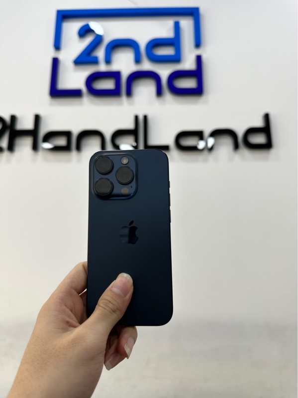 Điện thoại iPhone 15 Pro - KH/A - 128GB - IOS 26.5.2 - Pin 100% đã thay - Màu xanh - Ngoại hình 98% - Cam đốm bụi 3x ,Màn ép kính - Body