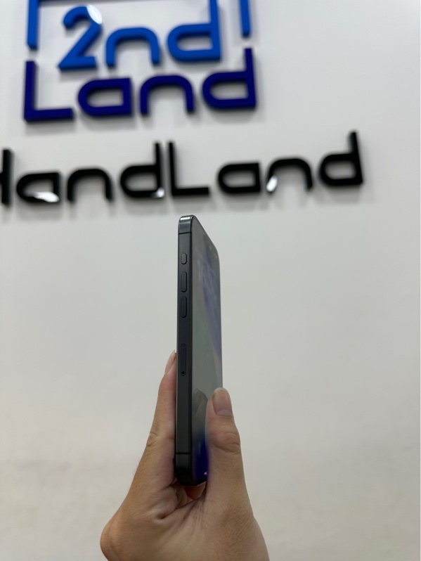 Điện thoại iPhone 15 Pro - KH/A - 256GB - IOS 26.2 - Pin 87% - Màu đen - Ngoại hình 98% - Body