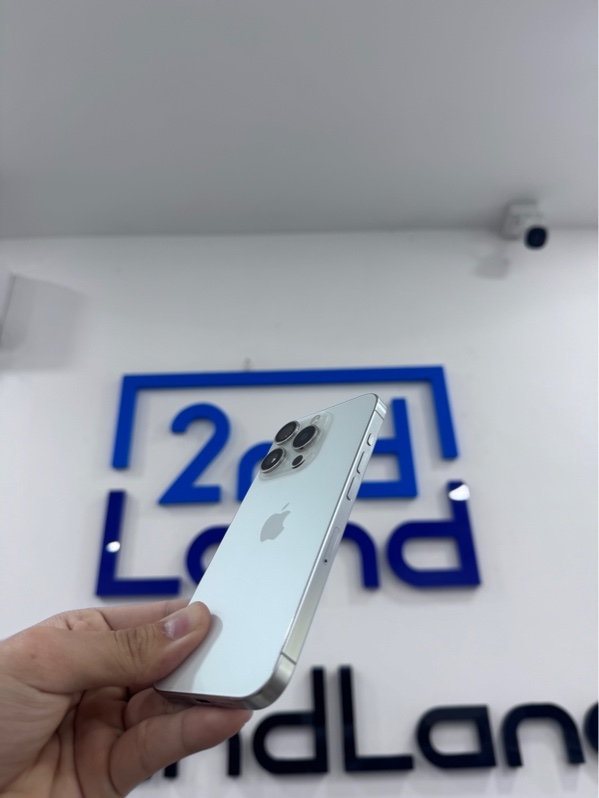 Điện thoại iPhone 15 Pro - KH/A - 512GB - ios26.6 - Màu trắng - Pin thay chính hãng 98% - Ngoại hình 98% - Viền trầy, màn đã sử dụng - Kèm sạc linh kiện