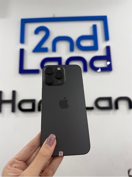 Điện thoại iPhone 15 pro max - LL/A - IOS 26.2 - 256GB - Màu đen - Pin 94% - Ngoại hình 98% - Màn ép kính , cấn 1 góc nhẹ - Body