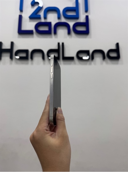 Điện thoại iPhone 15 Promax - LL/A - 256GB - IOS 26.2.1 - Pin 85% - Màu trắng - Ngoại hình 97% - Cam sau cấn nhẹ - Body 2