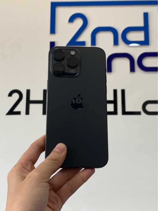 Điện thoại iPhone 15 Promax - LL/A - 256GB - Màu đen - Pin 85% - Ngoại hình: 98% - Màn đã thay chính hãng - Body