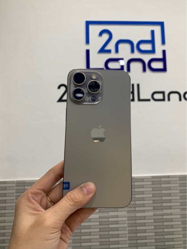 Điện thoại iPhone 15 Promax - LL/A - 256GB - Màu Titan tự nhiên - Pin 84% - Ngoại hình: 98% - Màn đánh kính - Body