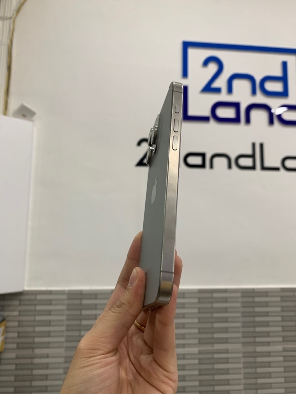 Điện thoại iPhone 15 Promax - LL/A - 256GB - Màu titan tự nhiên - Pin 86% - Ngoại hình: 97% - Body