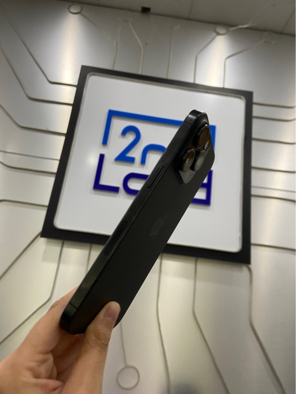 Điện thoại iPhone 15 ProMax - LL/A - 256GB - Pin 82% - Màu đen titan - Ngoại hình: 98% - Kèm Box + sạc