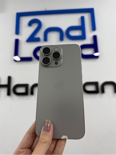 Điện thoại iPhone 15 promax - LL/A - IOS 18.4.1 - 256GB - Màu titan - Pin 91% - Ngoại hình 98% - Kèm sạc