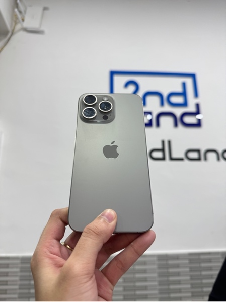 Điện thoại iPhone 15 Promax - VN/A - 256GB - Màu titan tự nhiên - Pin 100% đã thay - Ngoại hình: 97% - Body