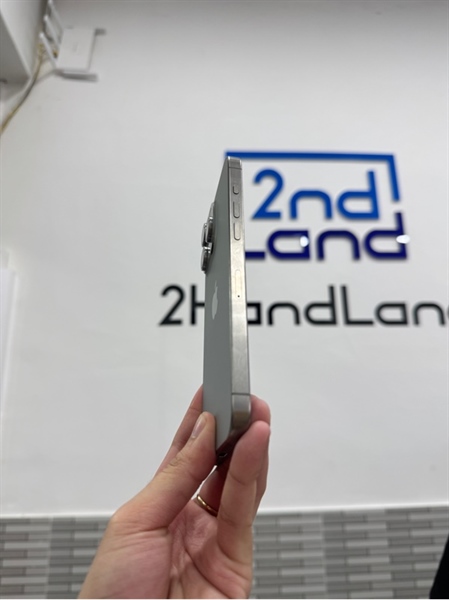 Điện thoại iPhone 15 Promax - VN/A - 256GB - Màu titan tự nhiên - Pin 100% đã thay - Ngoại hình: 97% - Body 1