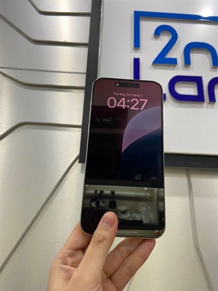 Điện thoại iPhone 15 Promax - VN/A - 256GB - Pin 85% - Chu kì sạc 628 - Màu trắng - Ngoại hình: 97% - Sườn cấn - Kèm Box 3