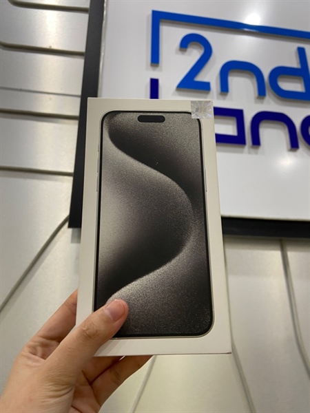 Điện thoại iPhone 15 Promax - VN/A - 256GB - Pin 85% - Chu kì sạc 628 - Màu trắng - Ngoại hình: 97% - Sườn cấn - Kèm Box 4