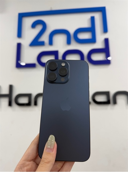 Điện thoại iPhone 15 promax - VN/A - IOS 18.3.2 - 256GB - Màu Titan Blue - Pin 86% - Ngoại hình 98% - Sườn cấn - Kèm sạc
