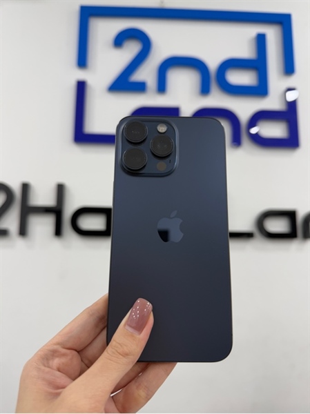 Điện thoại iPhone 15 promax - VN/A - IOS 18.6.2 - 256GB - Màu titan - Pin 86% chu kỳ sạc 320 - Ngoại hình 97% - Kính trầy xước nhiều - Kèm sạc