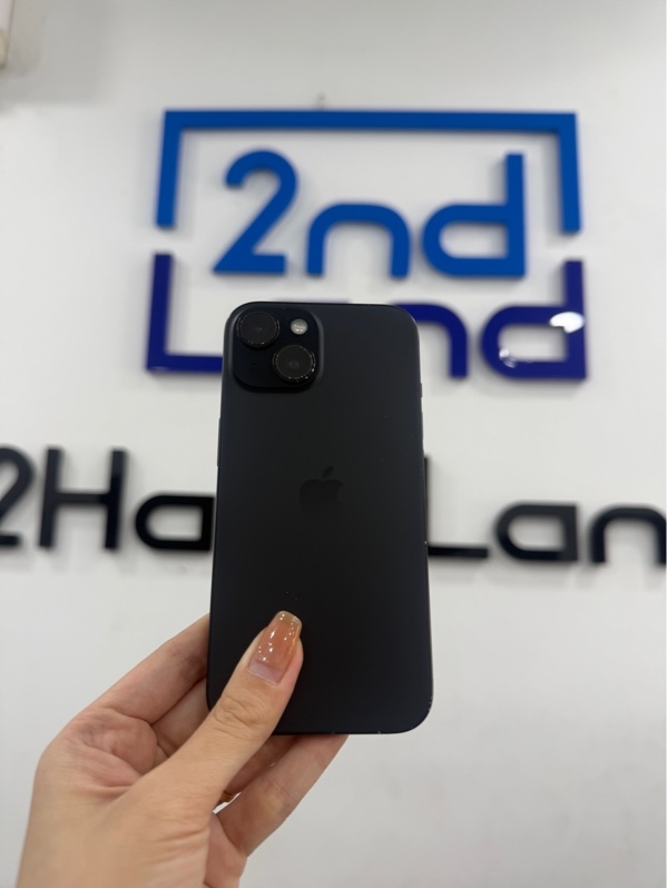 Điện thoại iPhone 15 thường - VN/A - IOS 26.4.2 - 128Gb - Màu đen - Pin thay 100% chu kì sạc 12 - Ngoại hình 97% - Sườn cấn, viền cam trầy - Body