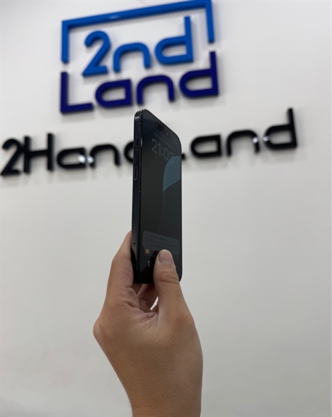 Điện thoại iPhone 15 - VN/A - 128GB - IOS 18.6.2 - Pin 88% - Màu đen - Ngoại hình 96% - Box 2