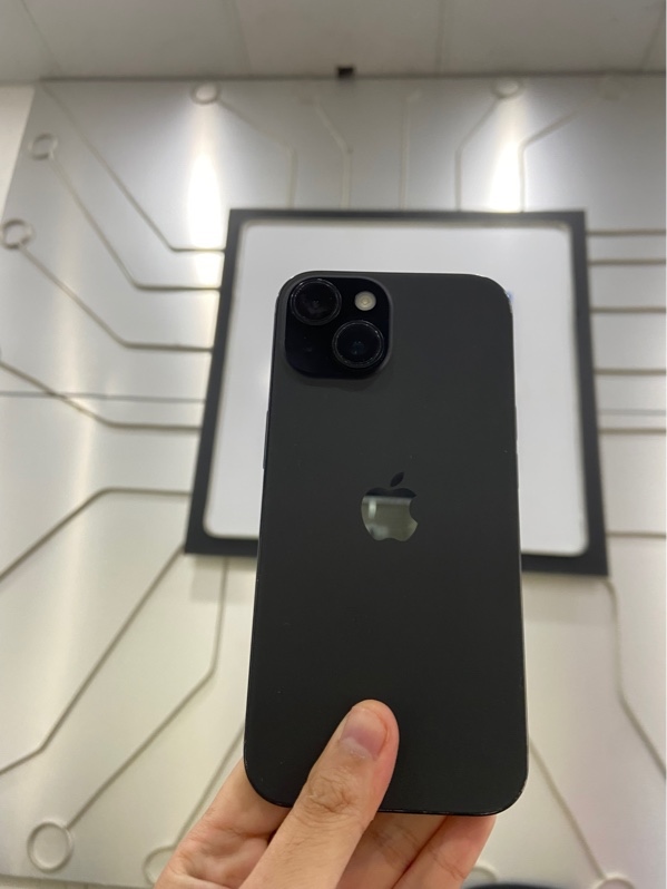 Điện thoại iPhone 15 - VN/A - 128GB - Pin 98% - Màu đen - Ngoại hình:97% - Body - Còn bảo hành hãng T12/2026