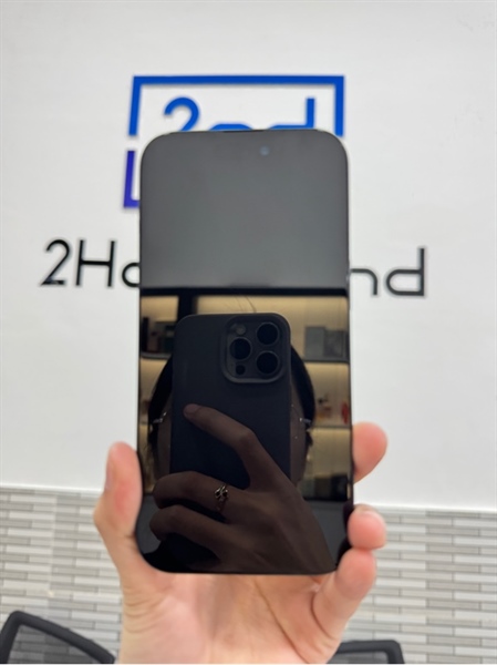 Điện thoại iPhone 15 - VN/A - 256GB - Màu đen - Pin thay 100% - Ngoại hình 98% - Đã thay màn chính hãng - Body, kèm sạc 2