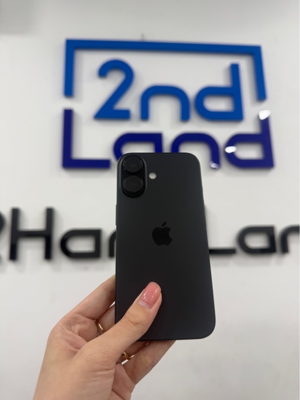 Điện thoại iPhone 16 - KH/A - ios 26.5 - 128GB - Màu đen - Pin 89% chu kì sạc 481 - Ngoại hình 97% - viền xước , cấn nhẹ , viền cam xước - Kèm sạc linh kiện