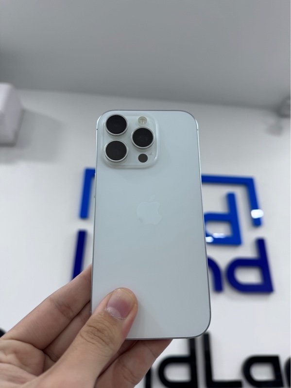 Điên thoại iPhone 16 Pro - KH/A - 256GB - ios 26.6.2 - Màu trắng - Pin zin 85% - Ngoại hình 98% - Kèm sạc linh kiện