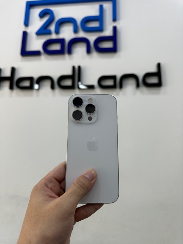 Điện thoại iPhone 16 Pro - VN/A - 128GB - IOS 18.7.2 - Pin 86% - Màu bạc - Ngoại hình 97% - Màn mực 1 chấm mép viền - Body