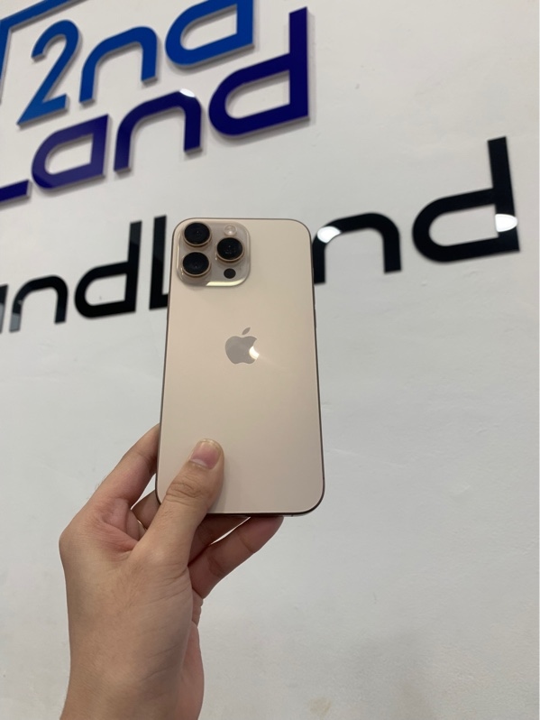 Điện thoại iPhone 16 Promax - LL/A - 256GB - Màu titan sa mạc - Pin 100% chu kì sạc 93 lần - Ngoại hình: 98% - Đã thay lưng - Body
