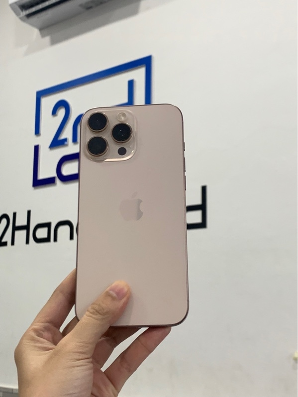 Điện thoại iPhone 16 Promax - LL/A - 256GB - Màu titan sa mạc - Pin 93% chu kì sạc 443 lần - Ngoại hình: 97% - Body