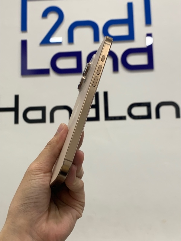 Điện thoại iPhone 16 promax - LL/A - 256gb - Màu vàng gold - Pin 98% - Ngoại hình: 98% - Body