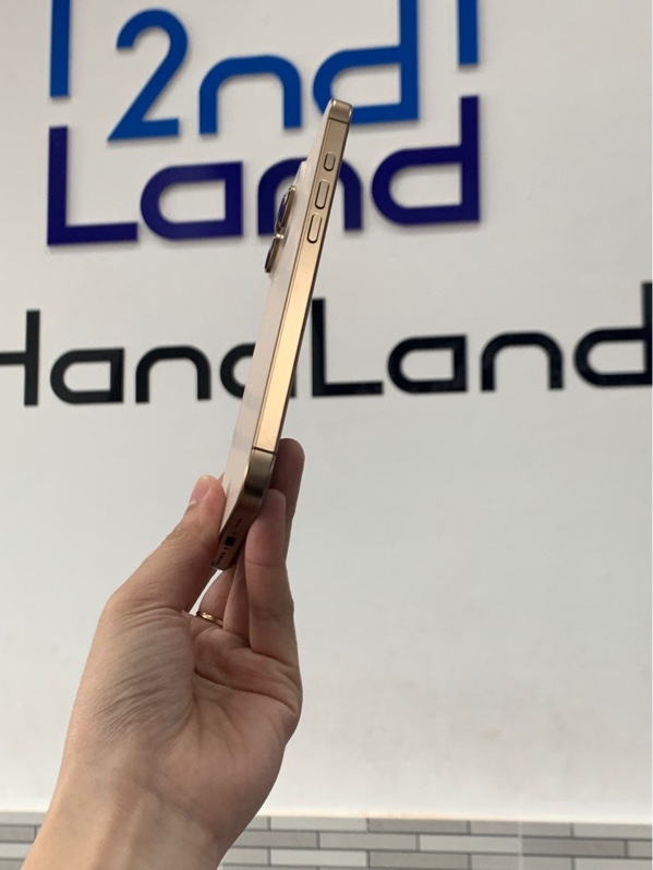 Điện thoại iPhone 16 promax - LL/A - 512GB - Màu vàng - Pin 100% chu kì sạc 185 lần - Ngoại hình: 98% - Body