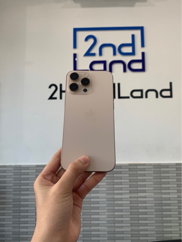 Điện thoại iPhone 16 Promax - LLA - 256GB - Màu vàng - Pin 95% chu kì sạc 281 lần - Ngoại hình: 98% - Body