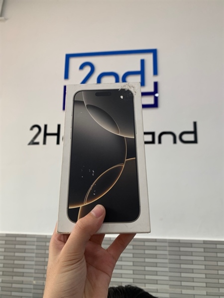 Điện thoại iPhone 16 Promax - Màu titan tự nhiên - Pin 92% - Ngoại hình: 98% -Fullbox 3