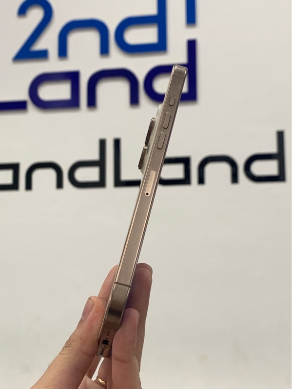 Điện thoại iPhone 16 Promax - VN/A - 256GB - Màu titan sa mạc - Pin 91% - Ngoại hình: 98% - màn xước nhẹ , Body
