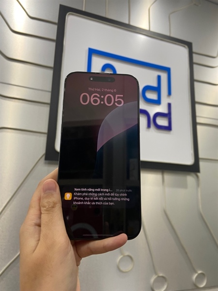 Điện thoại iPhone 16 Promax - ZA/A - 512GB - IOS 18.3 - Pin 100% - Chu kì sạc 13 lần - Màu titan đen - Ngoại hình: 98.5% - Body 3