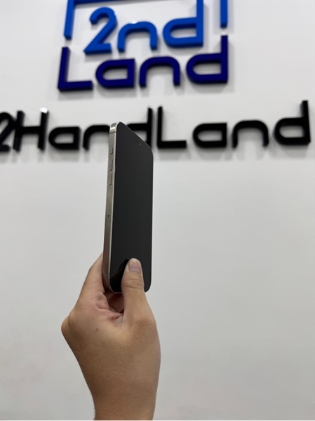 Điện thoại iPhone 16 Promax - ZP/A - 256GB - IOS 26.1 - Pin 97% ( 254 lần sạc ) - Màu titan tự nhiên - Ngoại hình 97% - Box 1
