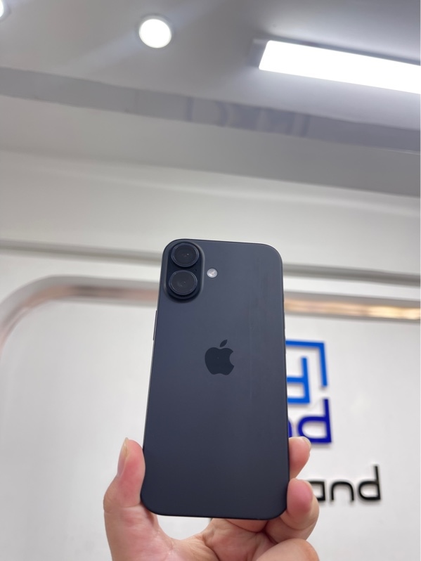 Điện thoại iPhone 16 - VN/A - iOS 27 - 128GB - Màu đen - Pin 93% - Ngoại hình 98% - Kèm box