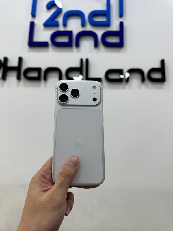 Điện thoại iPhone 17 Promax - ZA/A - 256GB - IOS 26.3 - Pin 96% - Màu bạc - Ngoại hình 97% - Body