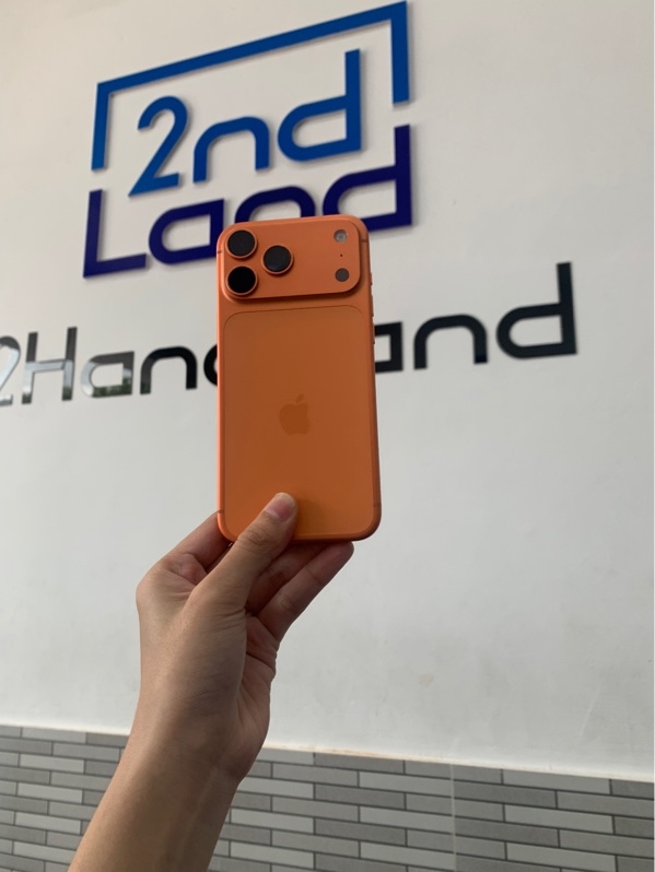 Điện thoại iPhone 17 promax -ZP/A - 1TB - Màu cam - Pin 88% - Ngoại hình: 97% - Trầy sườn nhẹ, trầy cam sau - Box