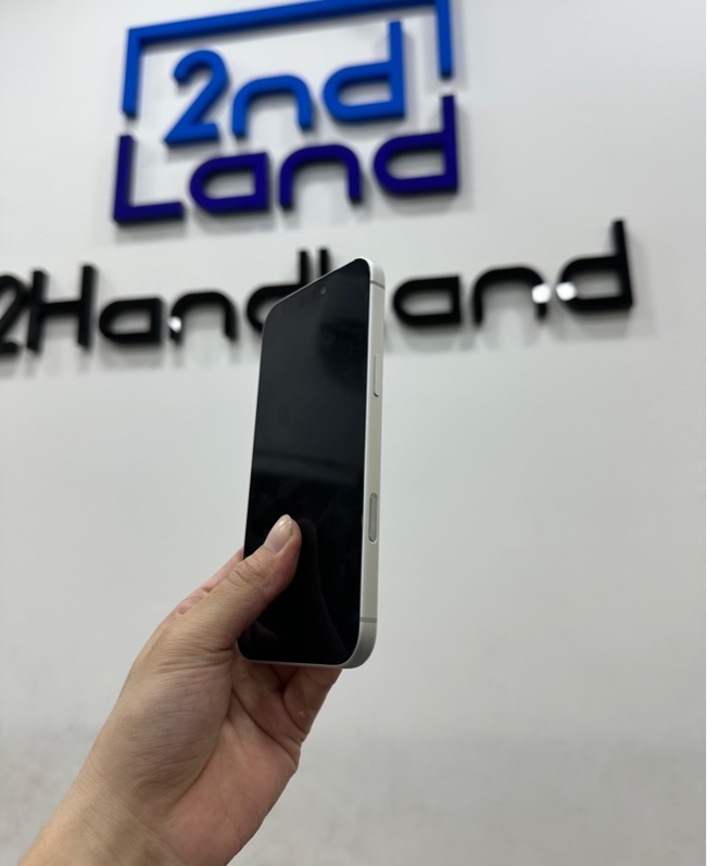 Điện thoại iPhone 17 Promax - ZP/A - 256GB - IOS 26.5 - Pin 99% (107 lần sạc) - Màu bạc - Ngoại hình 99% - Fullbox