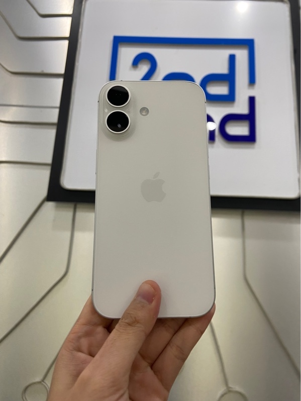 Điện thoại iPhone 17 - ZP/A - 256GB - Màu trắng - Ngoại hình: 99% - FullBox - Còn bảo hành đến 07/03/2027