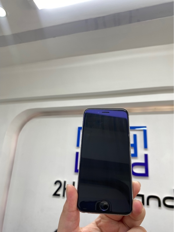 Điện thoại iPhone 6s - LL/A - IOS 15.8.4 - 32gb - Màu bạc - Pin thay 100% - Ngoại hình 95% - Trầy tróc nhiều, màn linh kiện, hư touch id, màn phản quang màu, hư cần gạt âm lượng, loa rè, màn dăm - Body - SẢN PHẨM LỖI KHÔNG BẢO HÀNH