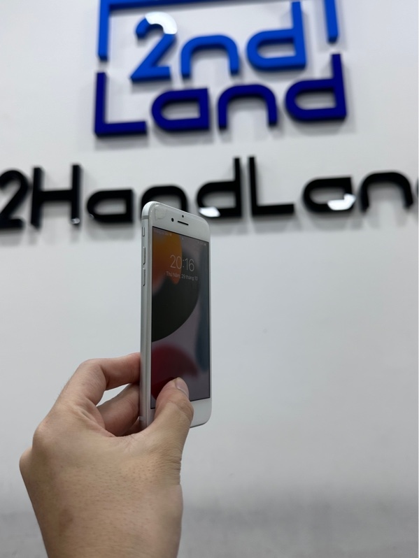 Điện thoại iPhone 7 ( Hạn chế 1 số app ios trên 15.8 ) - J/A - 32GB - iOS 15.8.7 - Pin 100% thay new - Màu bạc - Ngoại hình 97% - Màn ám - Body