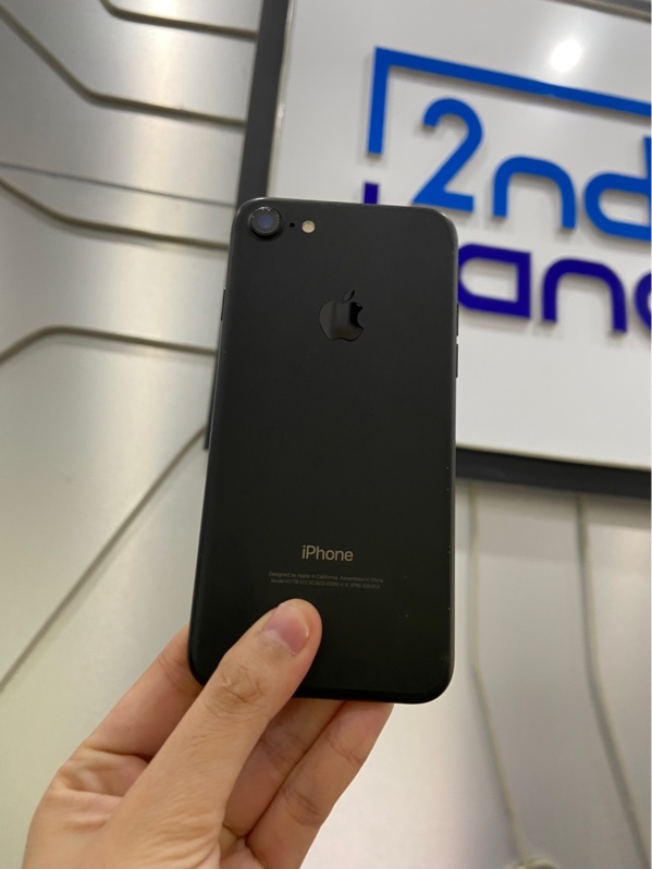 Điện thoại iPhone 7 - KH/A - 128GB - Pin 100% thay new - Màu đen - Ngoại hình: 97% - Body