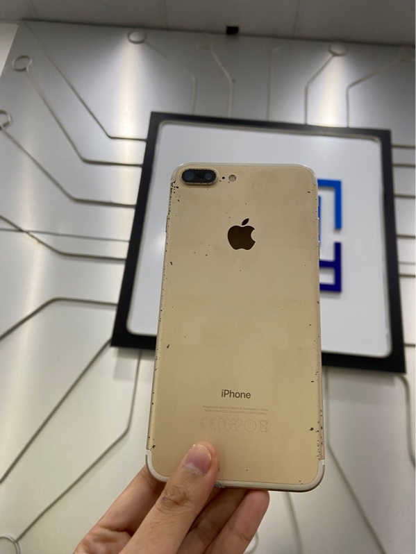 Điện thoại iPhone 7 Plus - B/A - 32GB - IOS 15.8.3 - Pin 100% đã thay - Màu vàng - Ngoại hình: 97% - đã thay cam - Body