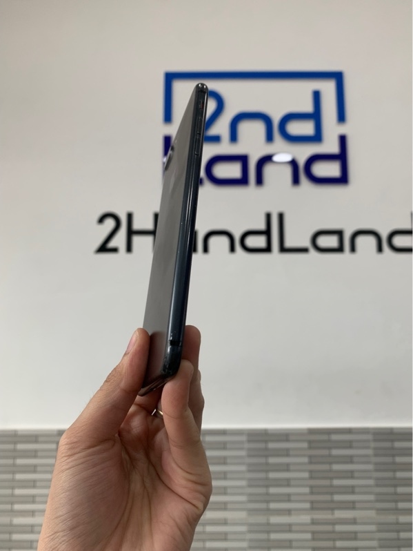 Điện thoại iPhone 7 Plus - LL/A - 256Gb - Màu đen - Pin linh kiện 89% chu kì sạc 784 lần - Ngoại hình: 97% - Màn ám hồng - Body