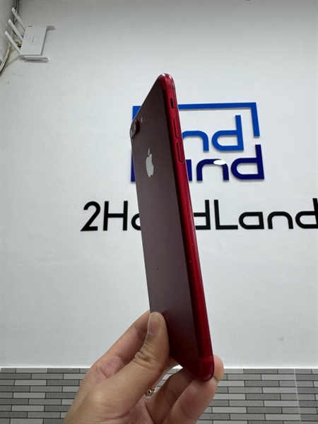 Điện thoại iPhone 7 Plus - LL/A - 256GB - Màu đỏ - Pin 100% đã thay - Ngoại hình: 97% - Viền ám vàng - Body 1