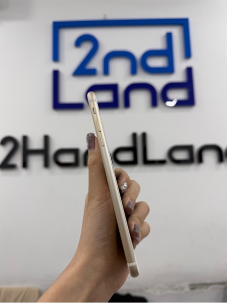 Điện thoại iPhone 7 Plus - LL/A - IOS 15.8.3 - 32GB - Màu vàng - Pin thay 100% - Ngoại hình 98% - Màn hồng nhẹ - Kèm sạc 1