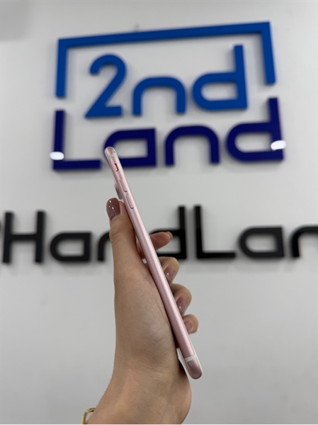 Điện thoại iPhone 7 plus - LL/A - IOS 15.8.4 - 128GB - Màu hồng - Pin 85% - Ngoại hình 97% - Màn ám hồng , bụi trong - Kèm sạc 1