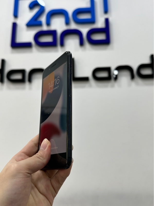 Điện thoại iPhone 7 Plus - LLA - 32GB - IOS 15.8.6 - Pin 94 đã thay - Màu đen - Ngoại hình 96% - Trầy xước, ám viền vàng - Body